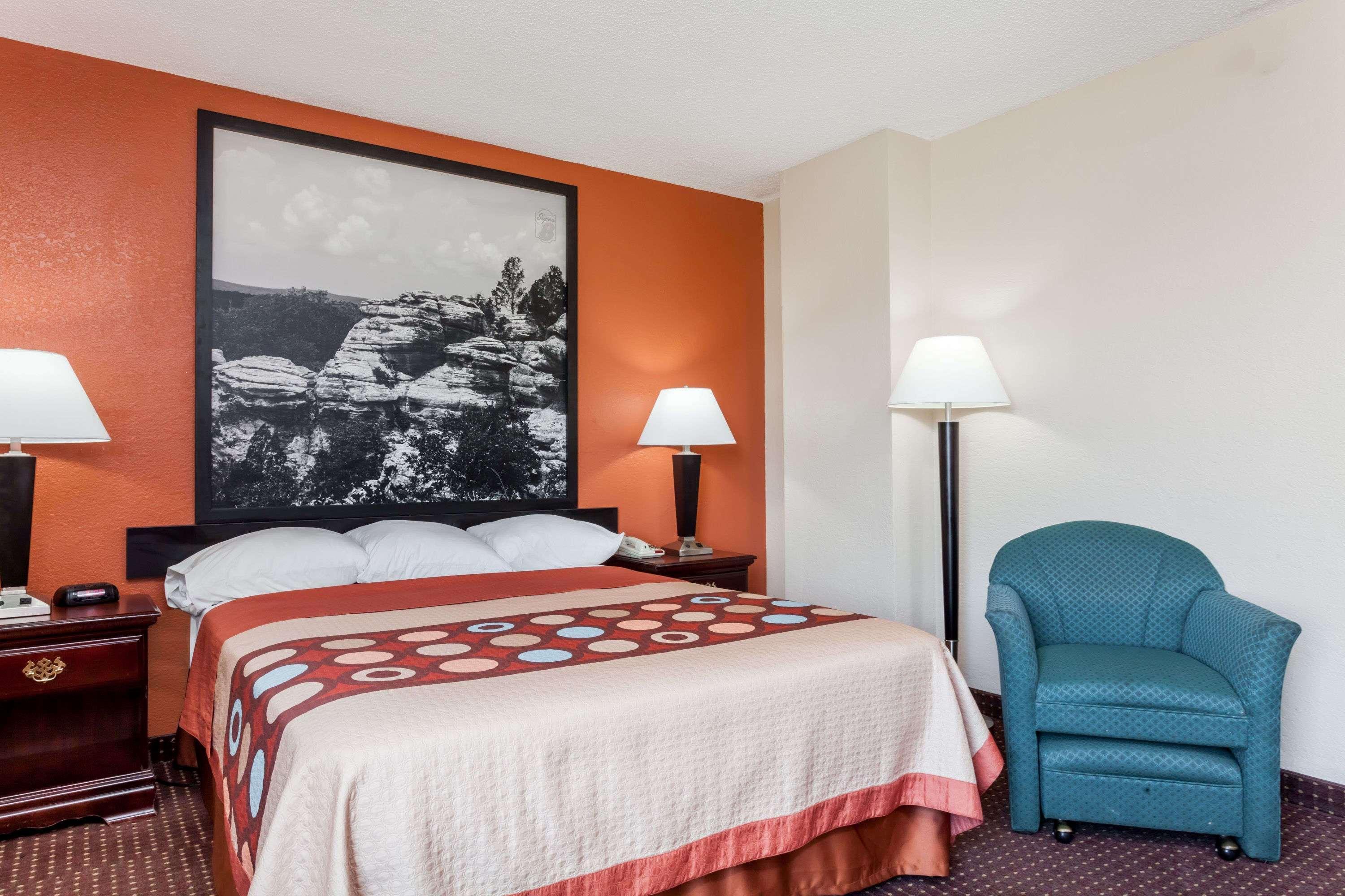 ซูเปอร์ 8 บาย วินด์แฮม แฮร์ริสเบิร์ก Hotel Harrisburg ภายนอก รูปภาพ