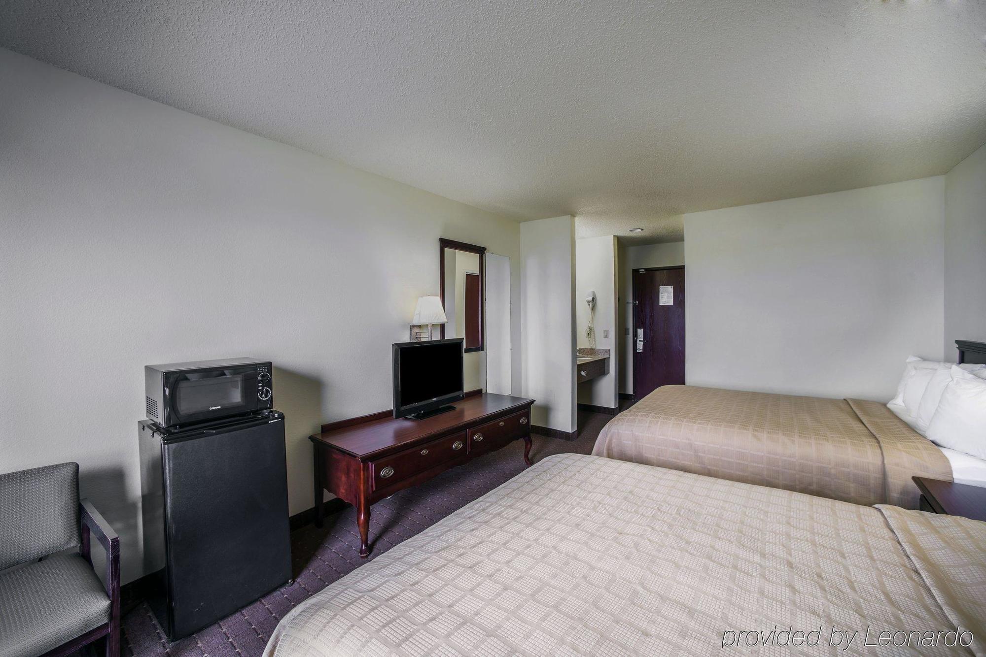 ซูเปอร์ 8 บาย วินด์แฮม แฮร์ริสเบิร์ก Hotel Harrisburg ภายนอก รูปภาพ