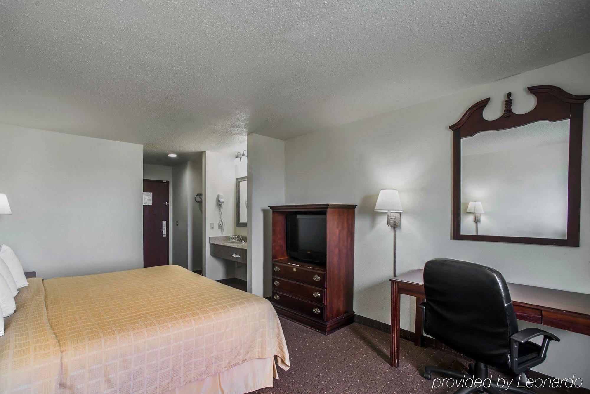 ซูเปอร์ 8 บาย วินด์แฮม แฮร์ริสเบิร์ก Hotel Harrisburg ภายนอก รูปภาพ